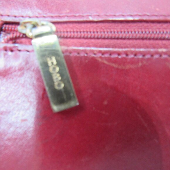 Hobo International Cluth Card Wallet Red Leather Turn Lock Gold Hardware Classic - Picture 6 of 8